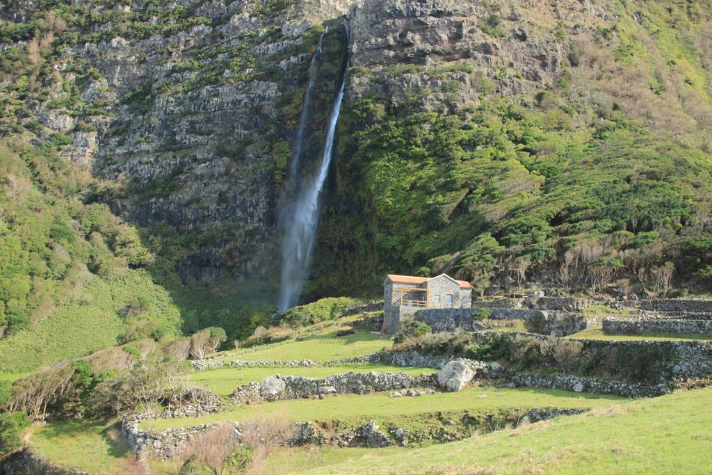 Moinho Da Cascata Vila Faja Grande Quarto foto